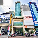 S79 Happy Hotel